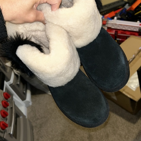 Uggs - Picture 11 of 11